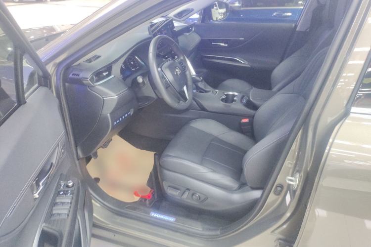 Used Toyota Harrier 2022 Dual-Engine 2.5L CVT Four-Wheel Drive Flagship Edition Driver Seat