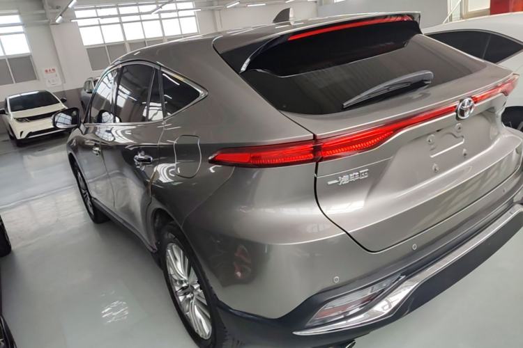 Used Toyota Harrier 2022 2.0L CVT Two-Wheel Drive Deluxe Edition Exterior 2