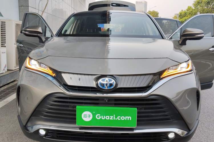 Used Toyota Harrier 2022 Dual-Engine 2.5L CVT Four-Wheel Drive Flagship Edition Front