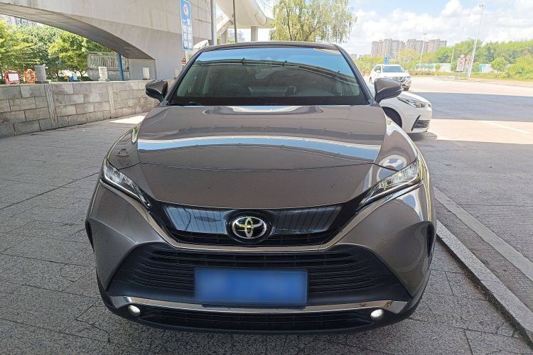 Used Toyota Harrier 2022 2.0L CVT Two-Wheel Drive Entry Version Front