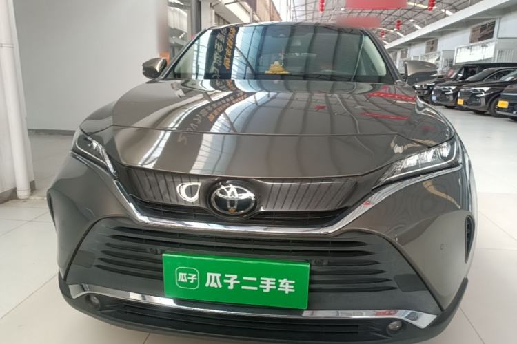 Used Toyota Harrier 2022 2.0L CVT Two-Wheel Drive Luxury Edition Front