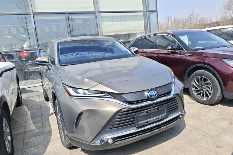 Used Toyota Harrier 2022 Dual-Engine 2.5L CVT Four-Wheel Drive Flagship Edition Front Right 45 Deg