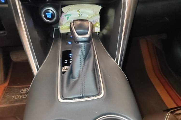 Used Toyota Harrier 2022 2.0L CVT Two-Wheel Drive Entry Version Gear Lever