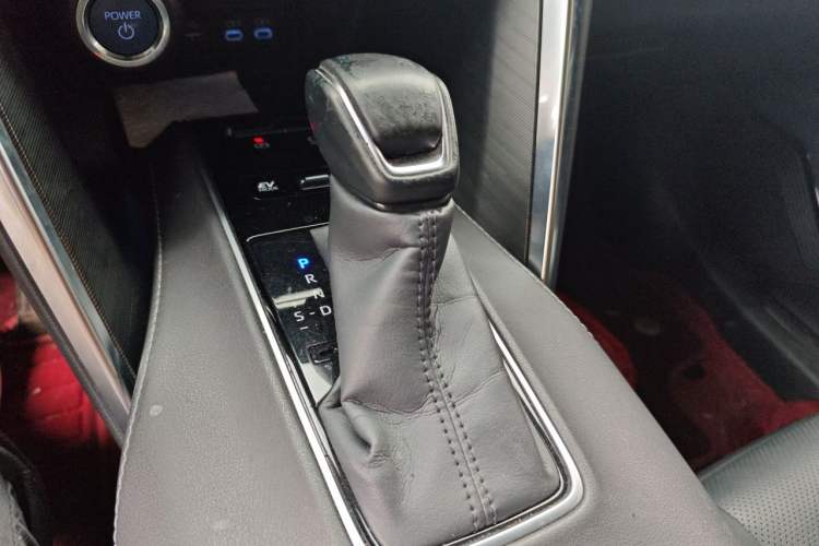 Used Toyota Harrier 2022 Dual-Engine 2.5L CVT Four-Wheel Drive Flagship Edition Gear Lever
