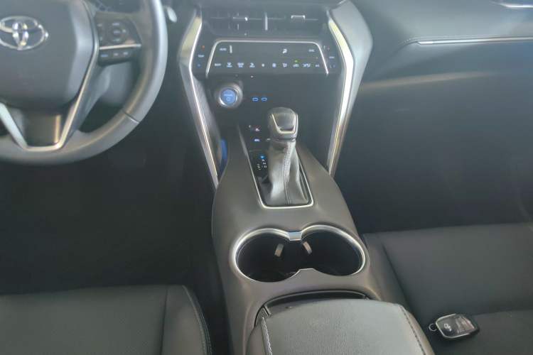 Used Toyota Harrier 2022 Dual-Engine 2.5L CVT Four-Wheel Drive Flagship Edition Gear Lever