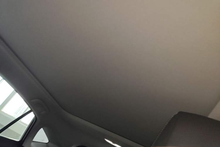 Used Toyota Harrier 2022 2.0L CVT Two-Wheel Drive Deluxe Edition Headliner