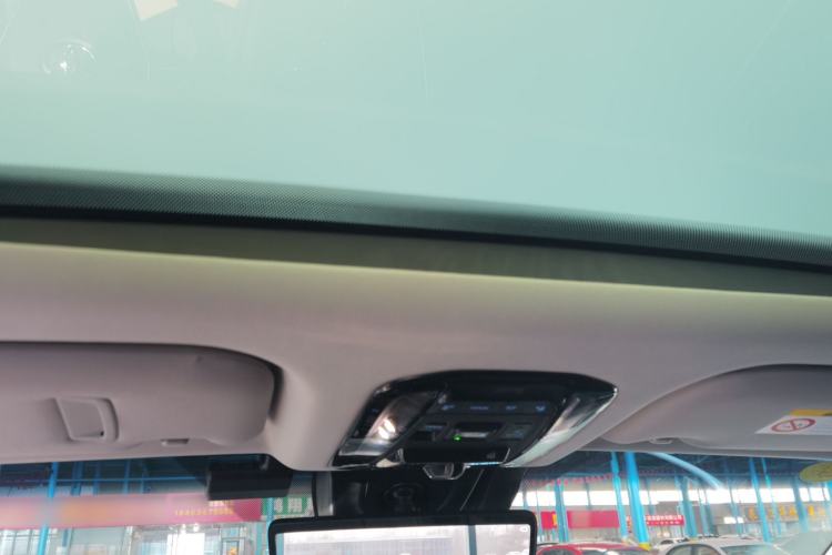 Used Toyota Harrier 2022 Dual-Engine 2.5L CVT Four-Wheel Drive Flagship Edition Headliner