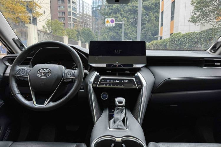 Used Toyota Harrier 2022 Dual-Engine 2.5L CVT Four-Wheel Drive Flagship Edition Interior 5