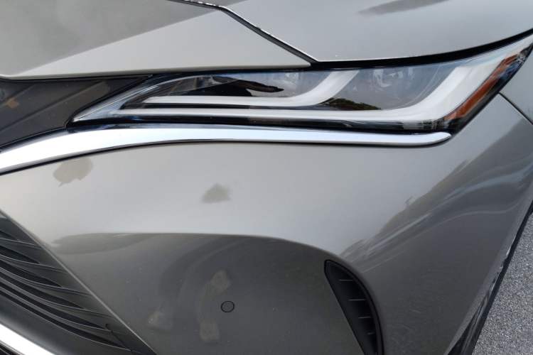 Used Toyota Harrier 2022 Dual-Engine 2.5L CVT Four-Wheel Drive Flagship Edition Left Front Headlight