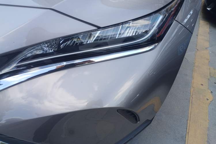 Used Toyota Harrier 2022 2.0L CVT Two-Wheel Drive Entry Version Left Front Headlight