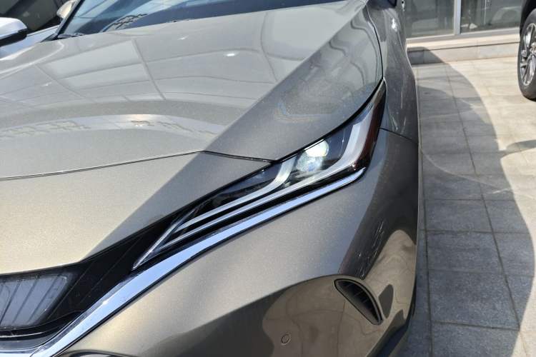 Used Toyota Harrier 2022 Dual-Engine 2.5L CVT Four-Wheel Drive Flagship Edition Left Front Headlight