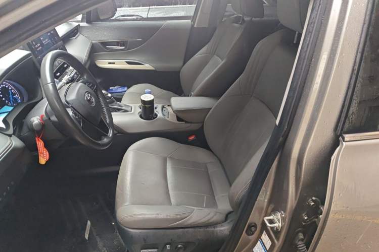 Used Toyota Harrier 2022 Dual-Engine 2.5L CVT Four-Wheel Drive Luxury Edition Left Front Seat