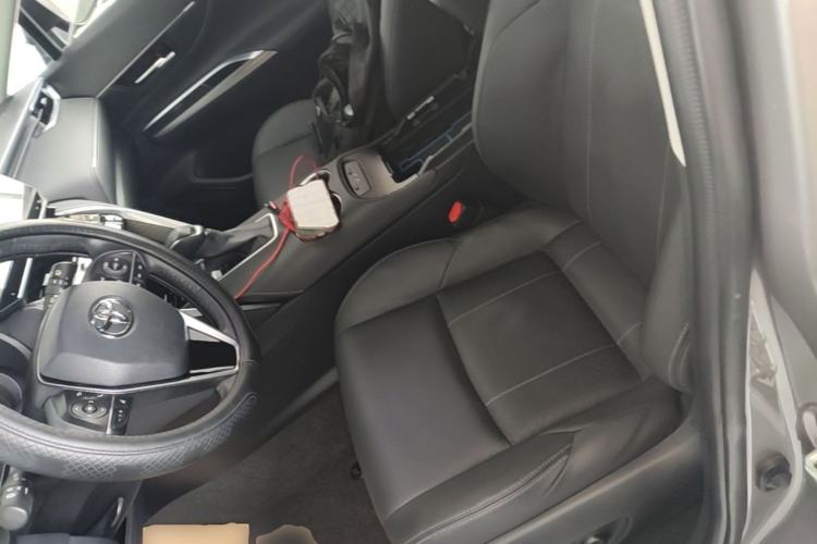 Used Toyota Harrier 2022 2.0L CVT Two-Wheel Drive Deluxe Edition Left Front Seat