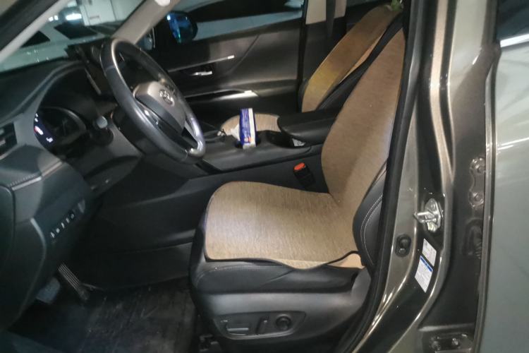 Used Toyota Harrier 2022 Dual-Engine 2.5L CVT Four-Wheel Drive Luxury Edition Left Front Seat