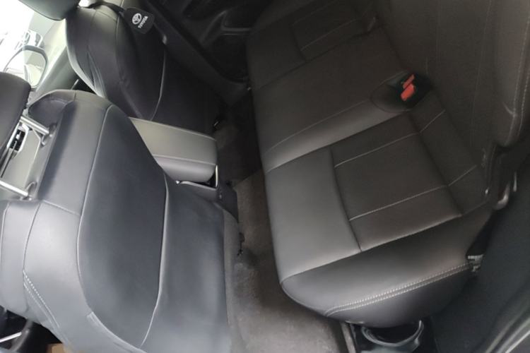 Used Toyota Harrier 2022 2.0L CVT Two-Wheel Drive Deluxe Edition Left Rear Seat