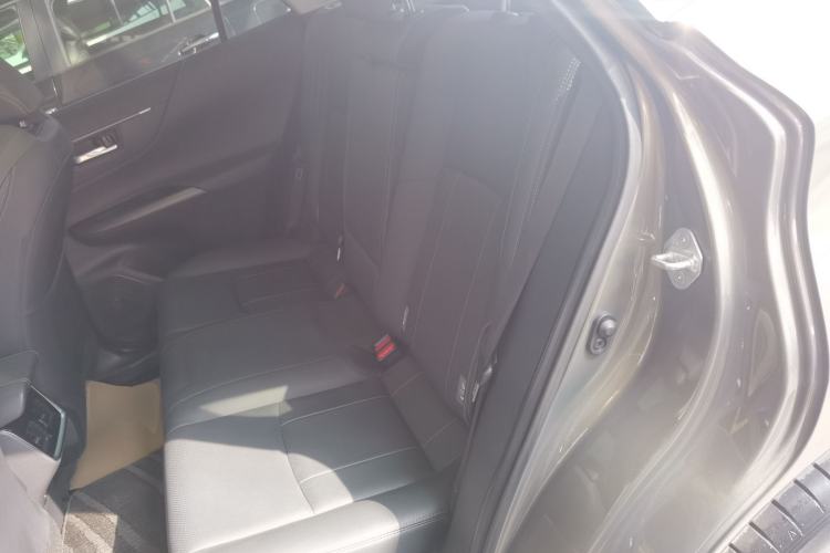 Used Toyota Harrier 2022 Dual-Engine 2.5L CVT Four-Wheel Drive Flagship Edition Left Rear Seat