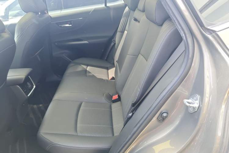 Used Toyota Harrier 2022 Dual-Engine 2.5L CVT Four-Wheel Drive Flagship Edition Left Rear Seat