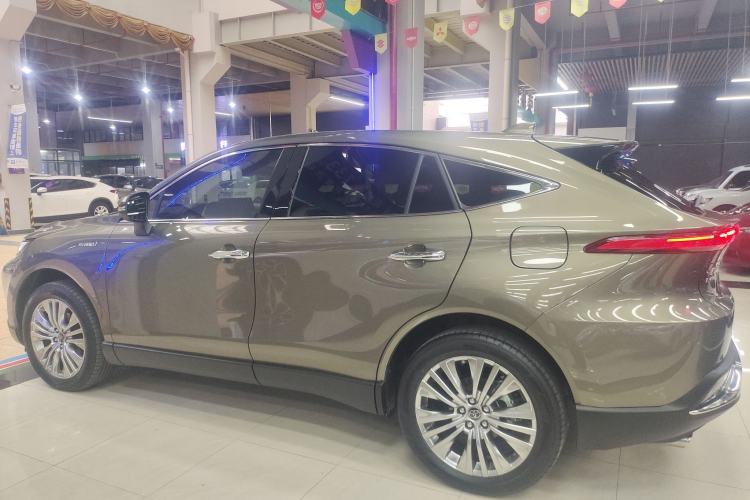 Used Toyota Harrier 2022 Dual-Engine 2.5L CVT Four-Wheel Drive Flagship Edition Left Side