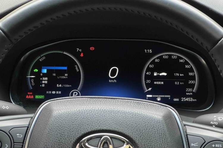 Used Toyota Harrier 2022 Dual-Engine 2.5L CVT Four-Wheel Drive Flagship Edition Odometer Close Up