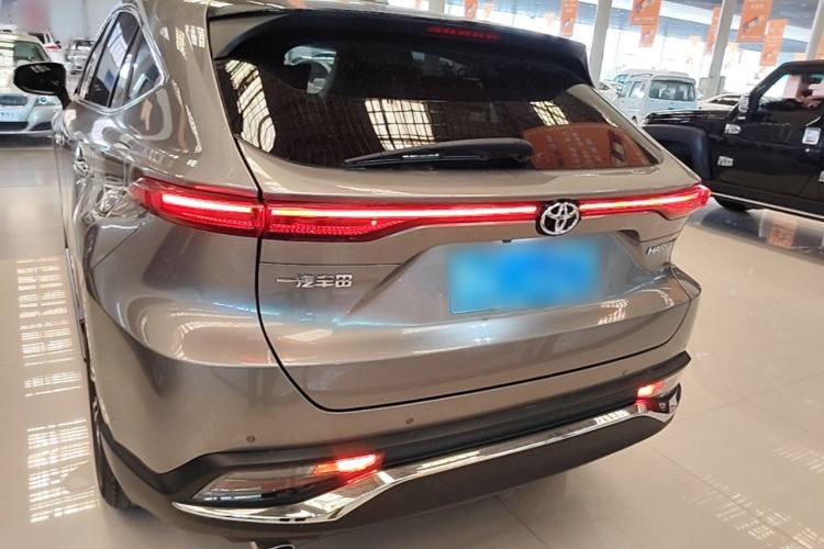 Used Toyota Harrier 2022 2.0L CVT Two-Wheel Drive Entry Version Rear