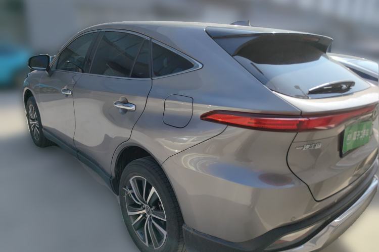 Used Toyota Harrier 2022 2.0L CVT Two-Wheel Drive Luxury Edition Rear Left 45 Deg