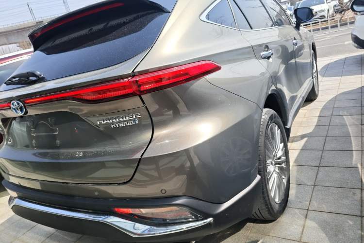 Used Toyota Harrier 2022 Dual-Engine 2.5L CVT Four-Wheel Drive Flagship Edition Rear Right 45 Deg
