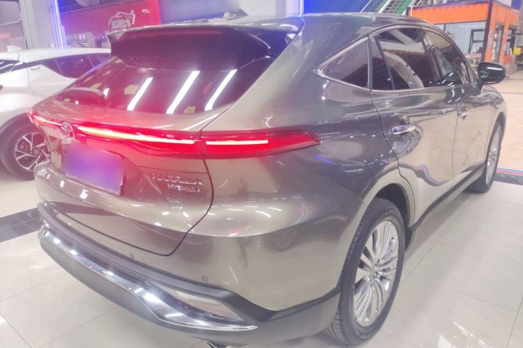 Used Toyota Harrier 2022 Dual-Engine 2.5L CVT Four-Wheel Drive Flagship Edition Rear Right 45 Deg