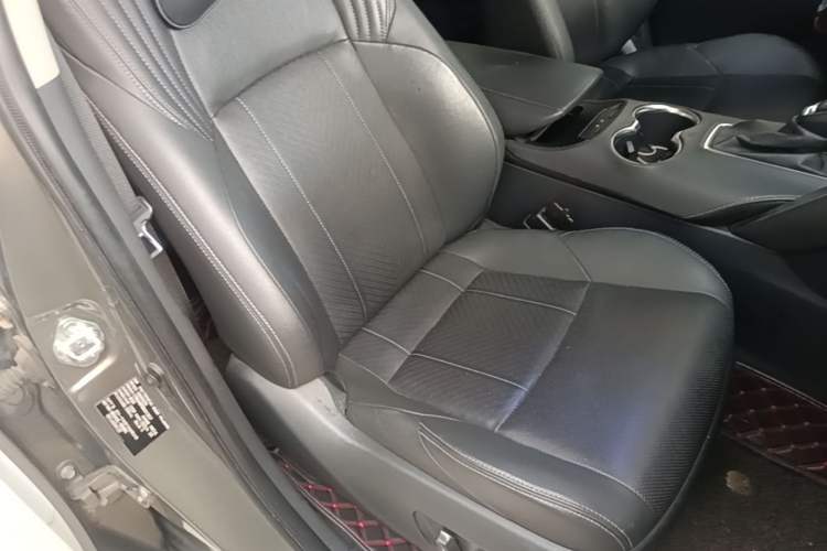 Used Toyota Harrier 2022 2.0L CVT Two-Wheel Drive Luxury Edition Right Front Seat