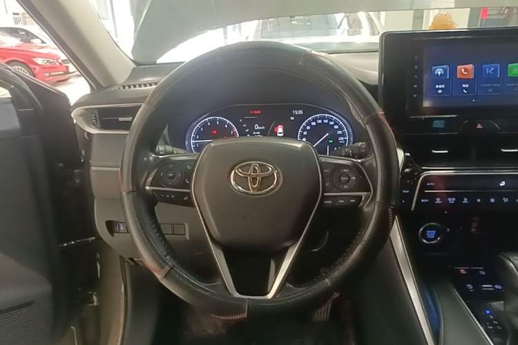Used Toyota Harrier 2022 2.0L CVT Two-Wheel Drive Luxury Edition Steering Wheel