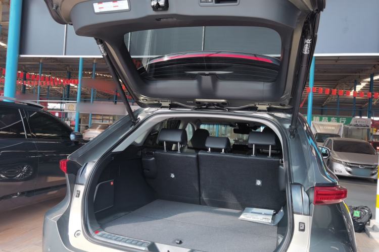 Used Toyota Harrier 2022 Dual-Engine 2.5L CVT Four-Wheel Drive Flagship Edition Trunk