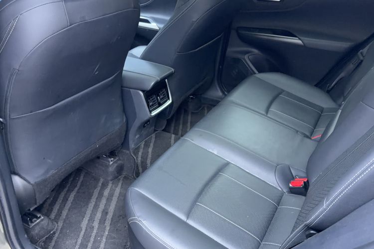 Used Toyota Harrier 2022 Dual-Engine 2.5L CVT Four-Wheel Drive Flagship Edition Interior 2