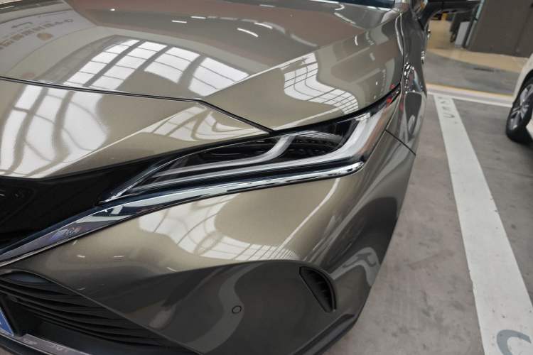 Used Toyota Harrier 2022 Dual-Engine 2.5L CVT Four-Wheel Drive Flagship Edition Left Front Headlight