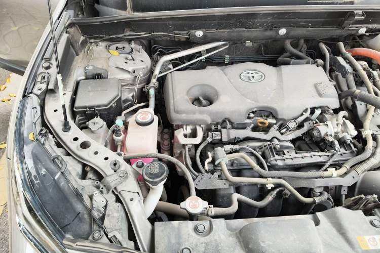 Used Toyota Harrier 2022 Dual-Engine 2.5L CVT Four-Wheel Drive Luxury Edition Engine Bay Right