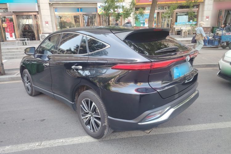 Used Toyota Harrier 2022 2.0L CVT Two-Wheel Drive Deluxe Edition Exterior 4
