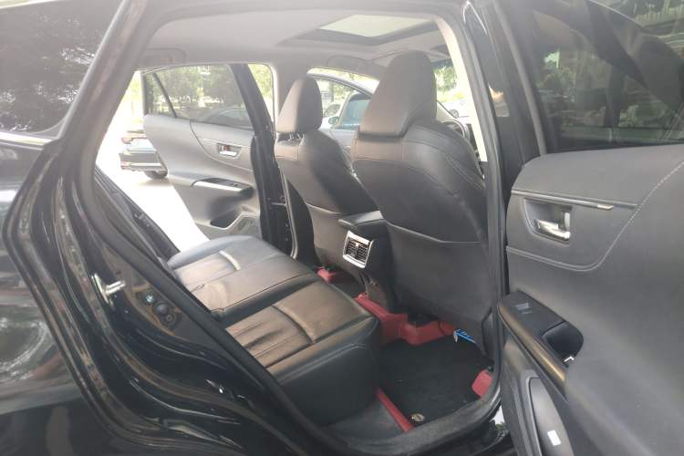 Used Toyota Harrier 2022 2.0L CVT Two-Wheel Drive Deluxe Edition Interior 5