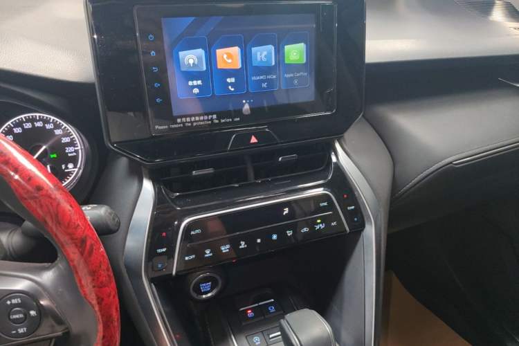 Used Toyota Harrier 2022 2.0L CVT Two-Wheel Drive Deluxe Edition Audio And AC Panel