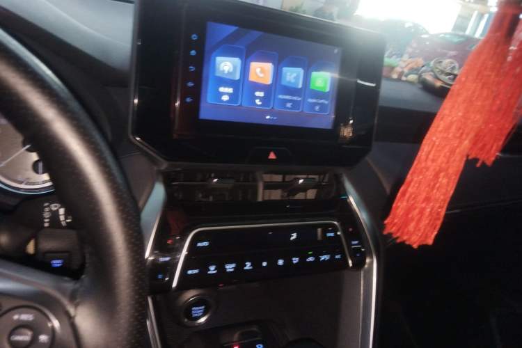 Used Toyota Harrier 2022 2.0L CVT Two-Wheel Drive Deluxe Edition Audio And AC Panel