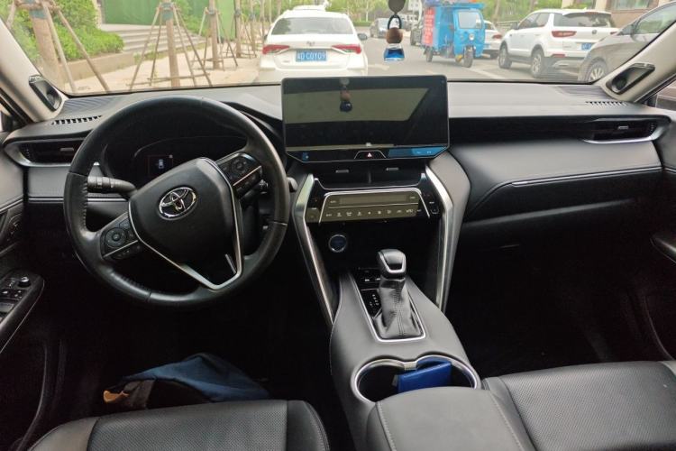 Used Toyota Harrier 2022 Dual-Engine 2.5L CVT Four-Wheel Drive Flagship Edition Center Console