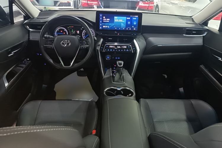 Used Toyota Harrier 2022 Dual-Engine 2.5L CVT Four-Wheel Drive Luxury Edition Center Console
