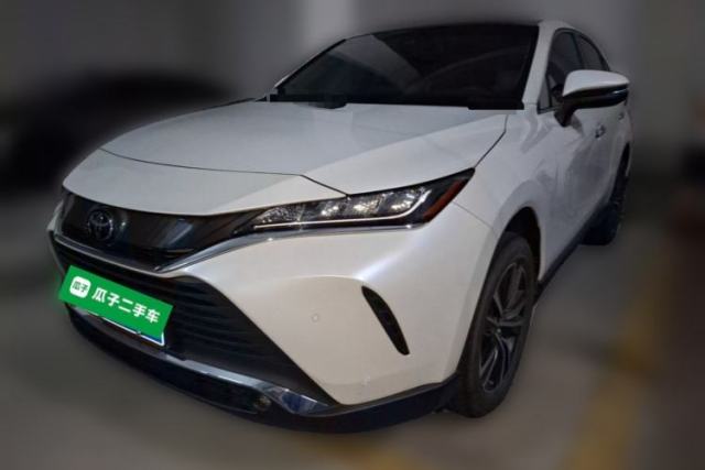 Used Toyota Harrier 2022 2.0L CVT Two-Wheel Drive Luxury Edition