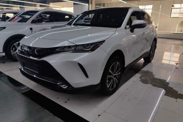 Used Toyota Harrier 2022 2.0L CVT Two-Wheel Drive Luxury Edition