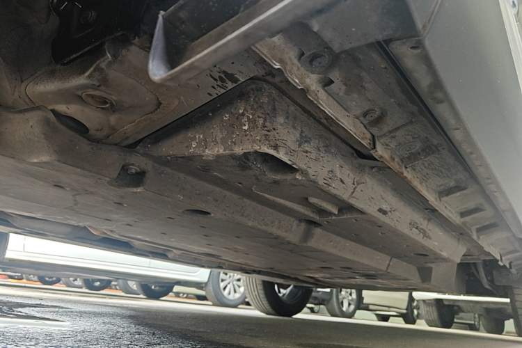 Used Toyota Harrier 2022 2.0L CVT Two-Wheel Drive Deluxe Edition Chassis Front Left