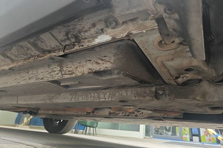 Used Toyota Harrier 2022 2.0L CVT Two-Wheel Drive Deluxe Edition Chassis Front Right