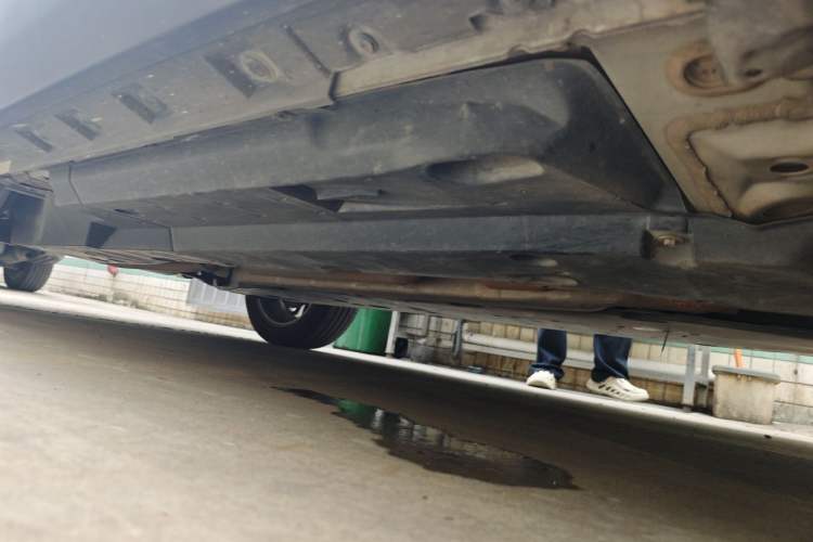 Used Toyota Harrier 2022 2.0L CVT Two-Wheel Drive Deluxe Edition Chassis Front Right