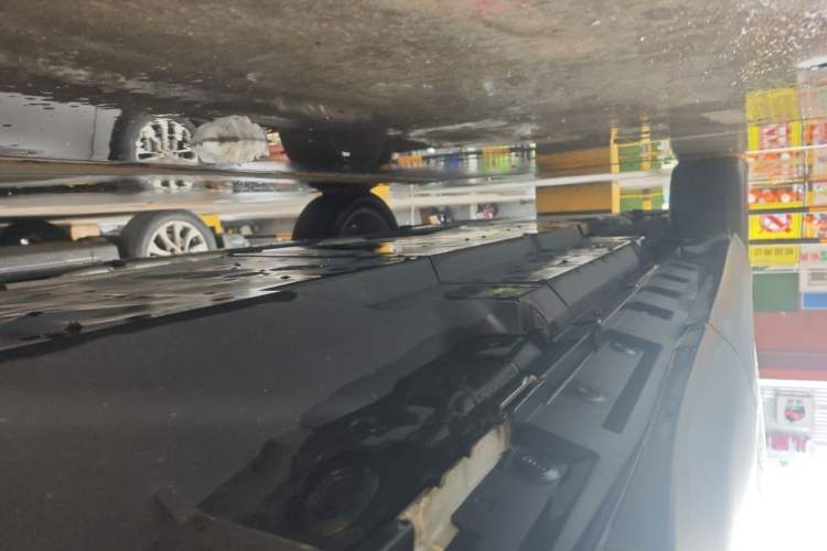 Used Toyota Harrier 2022 2.0L CVT Two-Wheel Drive Deluxe Edition Chassis Rear Left