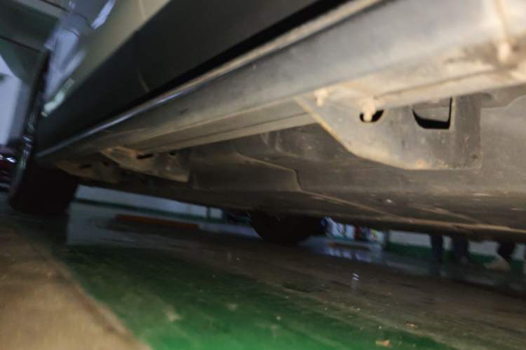 Used Toyota Harrier 2022 2.0L CVT Two-Wheel Drive Deluxe Edition Chassis Rear Left