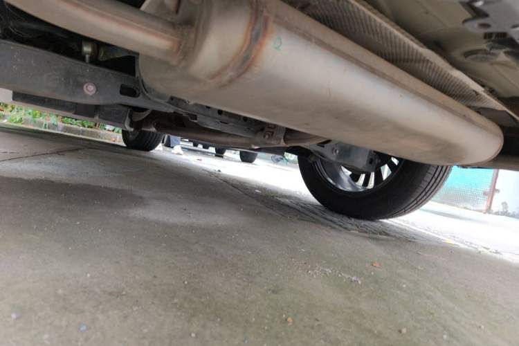 Used Toyota Harrier 2022 2.0L CVT Two-Wheel Drive Deluxe Edition Chassis Rear Left