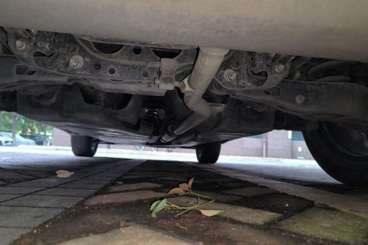 Used Toyota Harrier 2022 2.0L CVT Two-Wheel Drive Deluxe Edition Chassis Rear