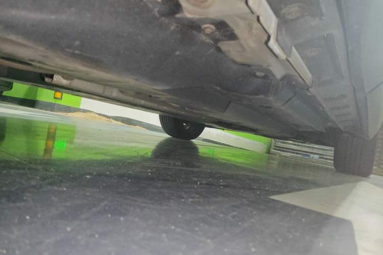 Used Toyota Harrier 2022 2.0L CVT Two-Wheel Drive Deluxe Edition Chassis Rear Right