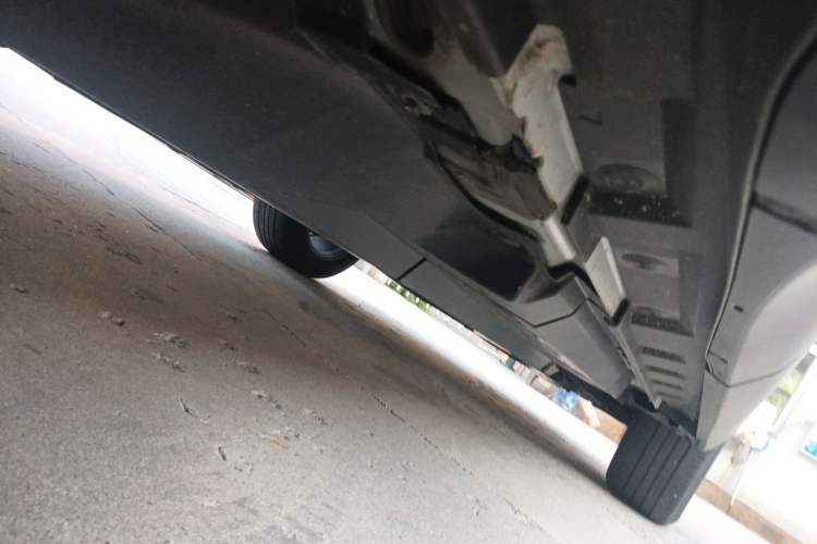 Used Toyota Harrier 2022 2.0L CVT Two-Wheel Drive Luxury Edition Chassis Rear Right